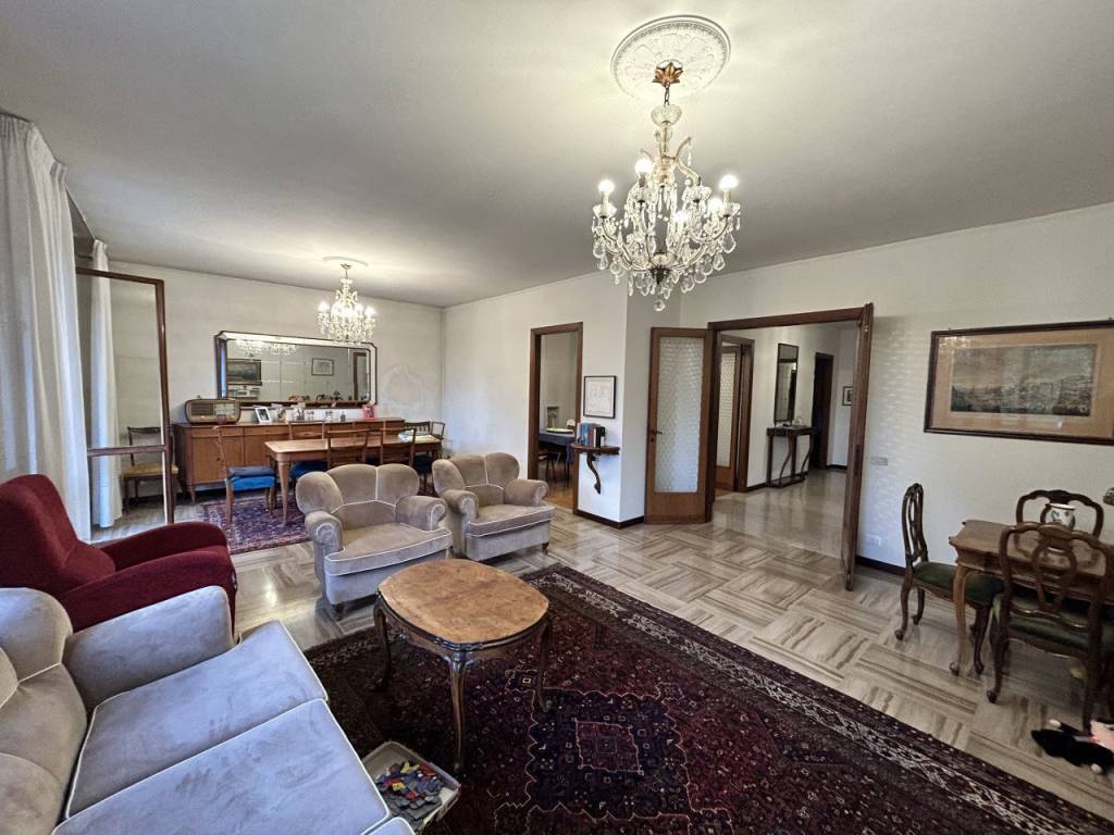 Appartamento in vendita a Padova via Cagliari