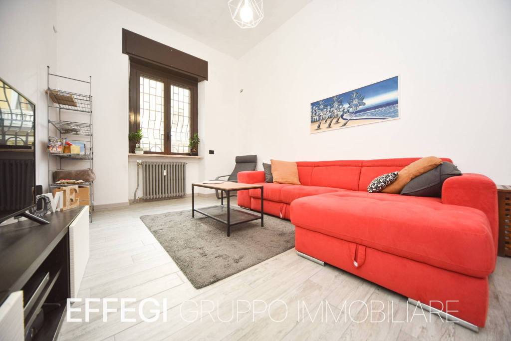 Appartamento in vendita a Milano via Dolomiti, 39