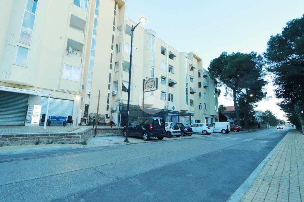 Appartamento in vendita a Pescara via Lago Maggiore, 1