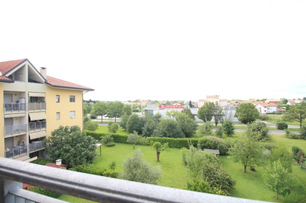 Appartamento in vendita a Udine via Divisione Garibaldi Osoppo, 37
