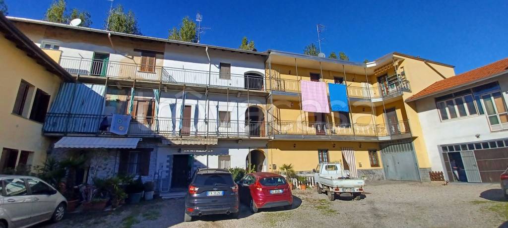 Appartamento in vendita a Dairago vicolo Trieste, 2