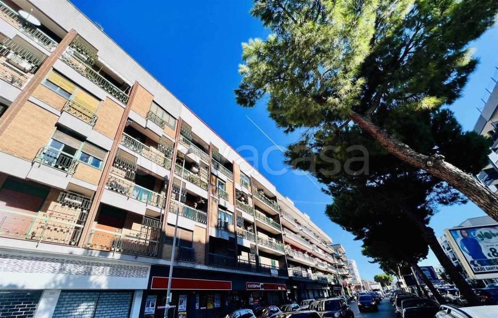 Appartamento in vendita a Bari via Giovanni xxiii, 215