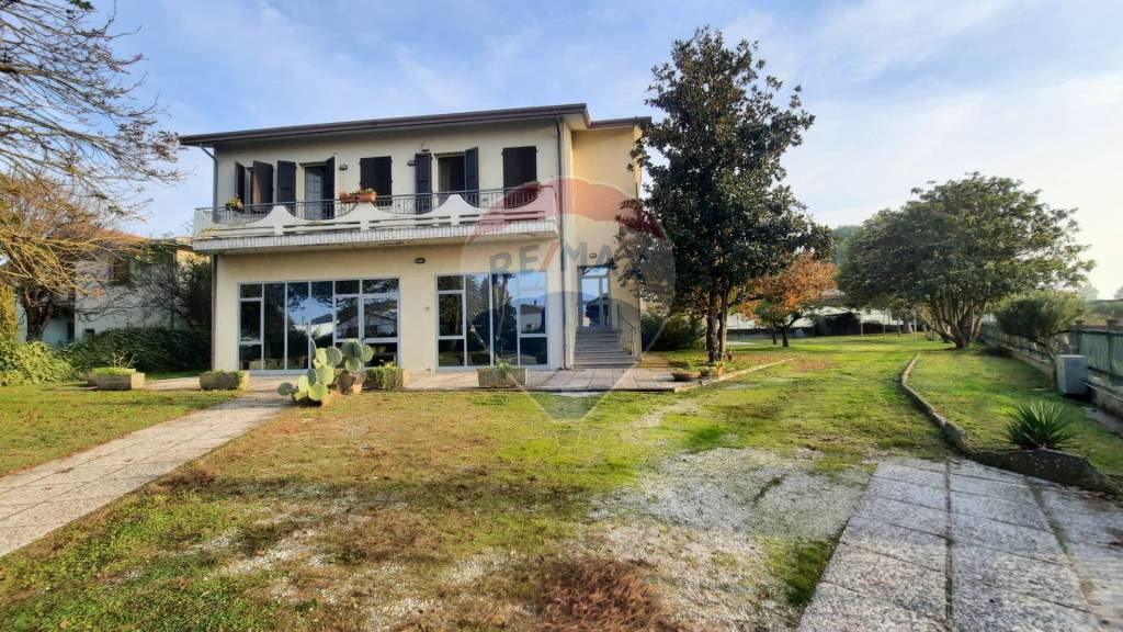 Villa in vendita a Portomaggiore via Donatori di Sangue, 19