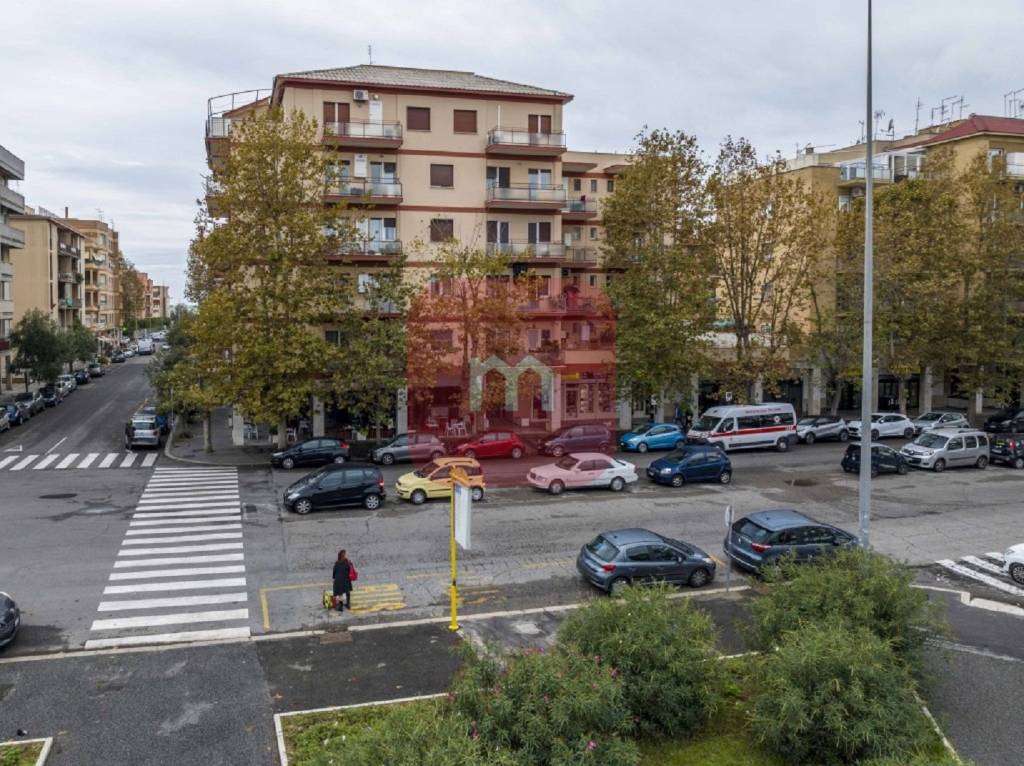 Appartamento in vendita a Roma piazza Vega, 5