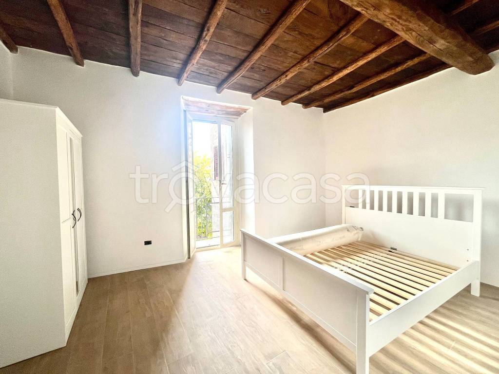 Appartamento in vendita a Viterbo piazza Castello, 22