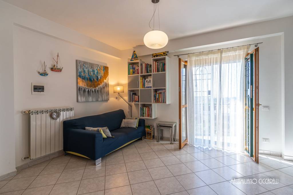 Appartamento in vendita a Lanuvio via Ornarella