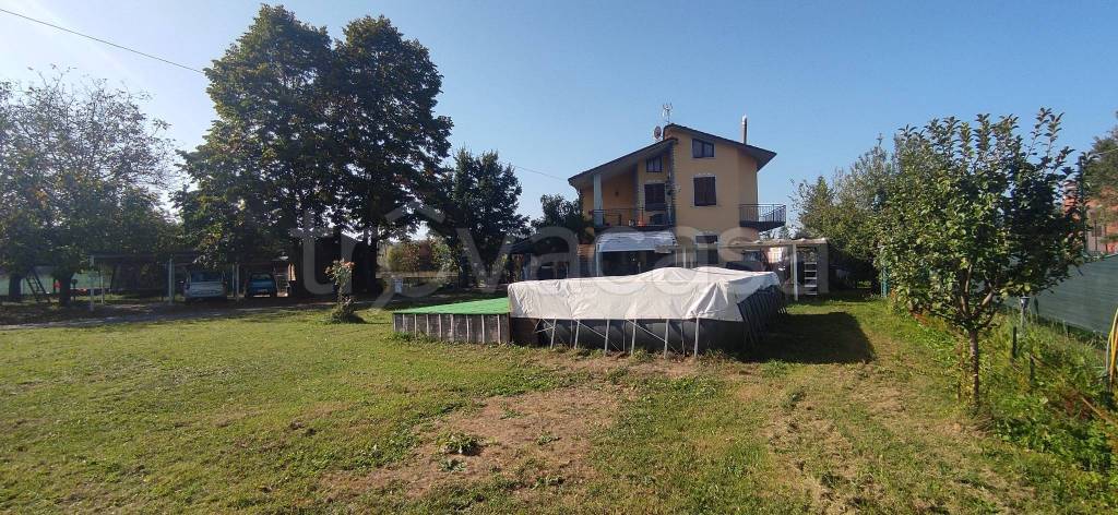 Villa Bifamiliare in vendita a Castelletto d'Orba via Torniella