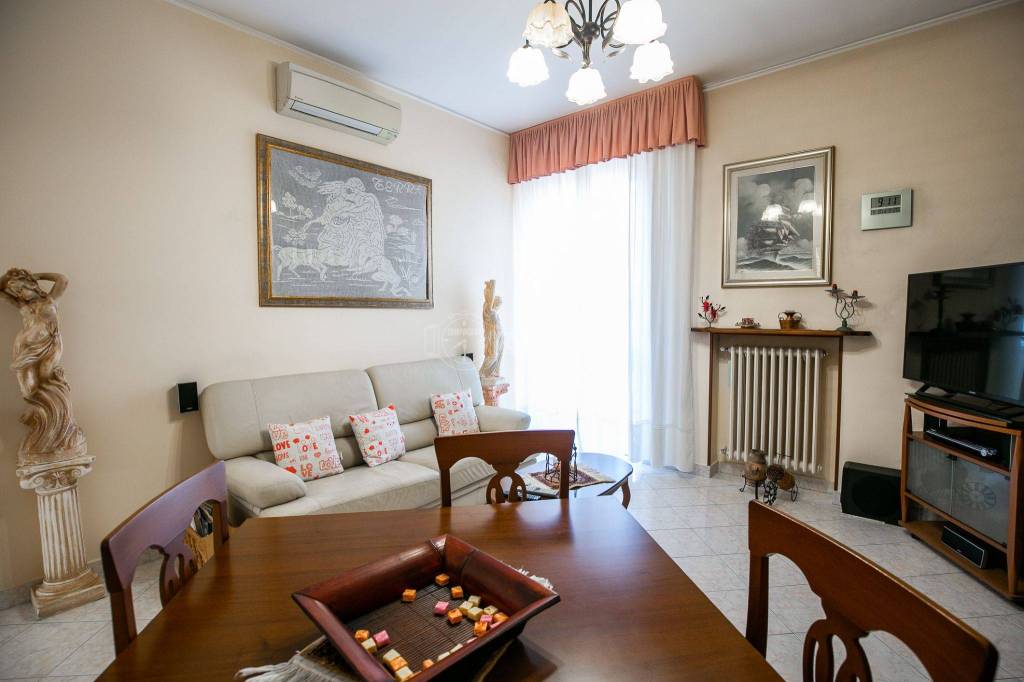 Appartamento in vendita a Cusano Milanino via Carlo Sormani 79