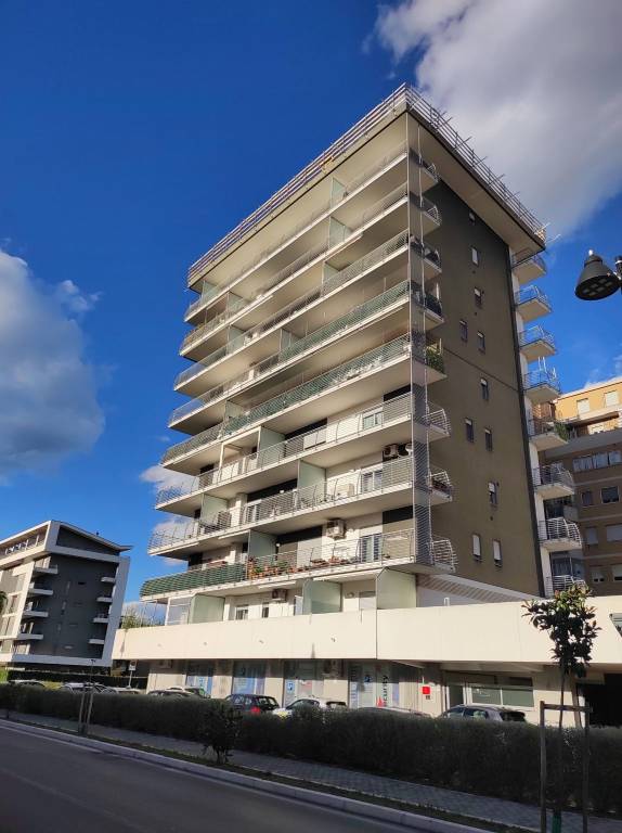 Appartamento in vendita a Pescara via Giuseppe Misticoni, 21