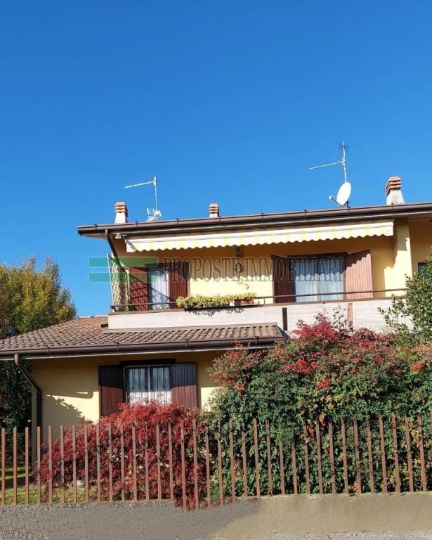 Appartamento in vendita a Rodengo Saiano via Cavalieri di Vittorio Veneto