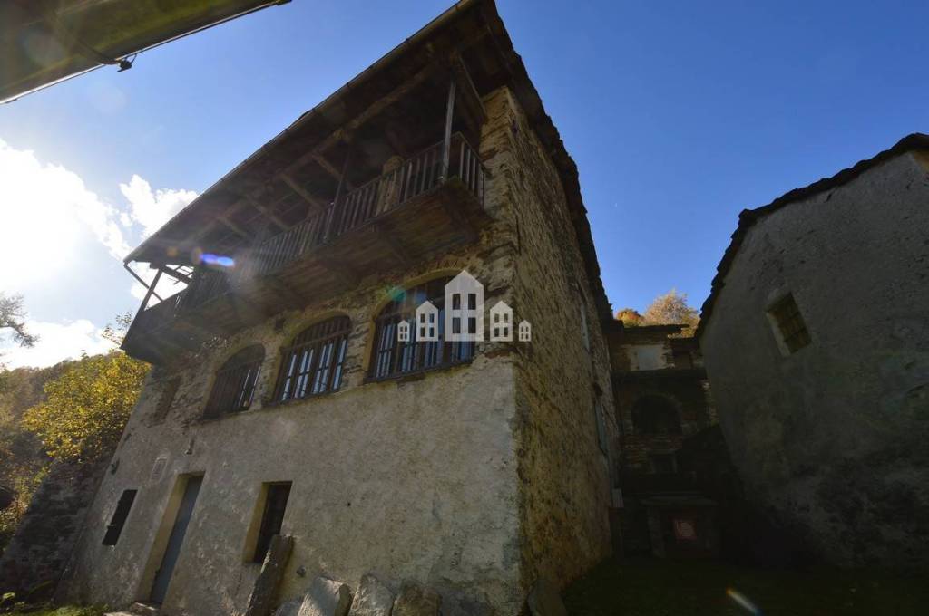 Casa Indipendente in vendita a Traversella borgata Delpizzen, snc