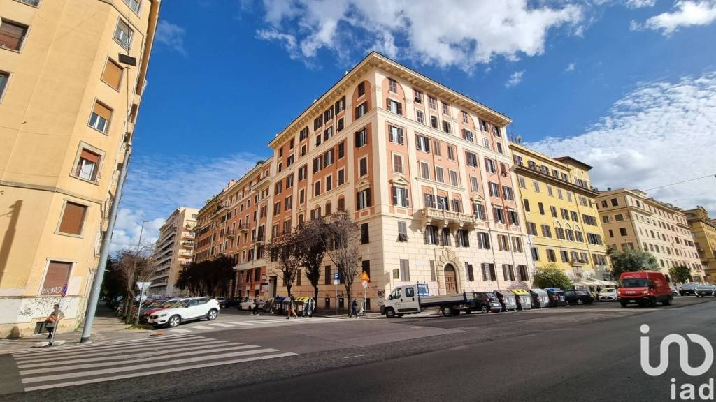 Appartamento in vendita a Roma via Giuseppe Palumbo, 12