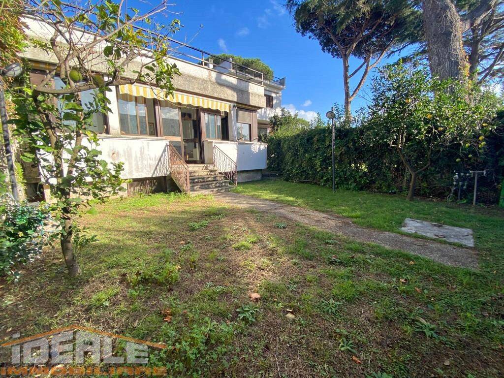 Villa in vendita ad Anzio via dei Gelsi, 117