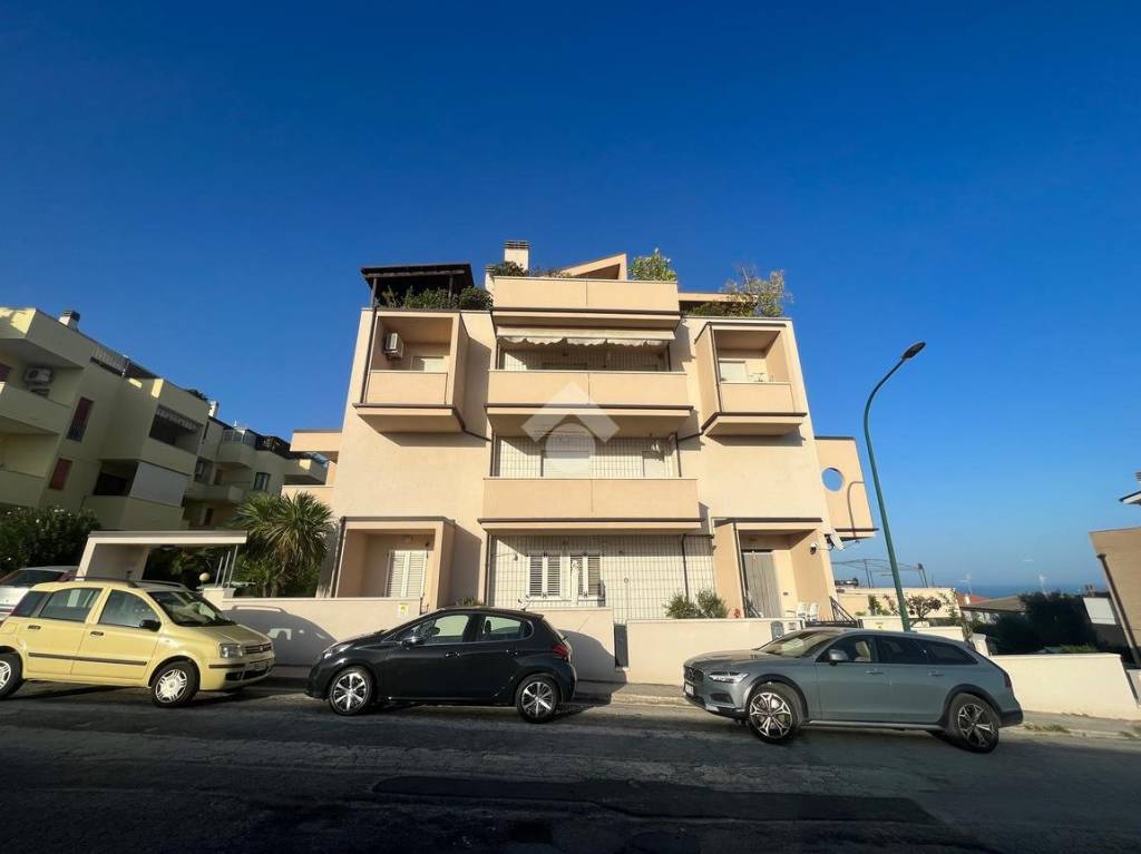 Appartamento in vendita a Porto Sant'Elpidio via Don Luigi Sturzo, 19