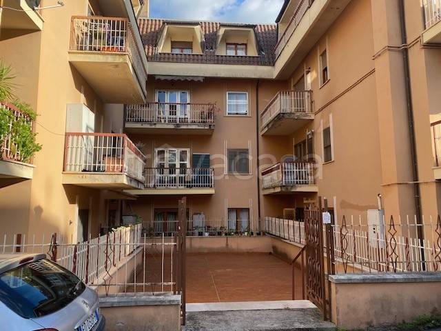Appartamento in vendita ad Alatri via Abruzzi