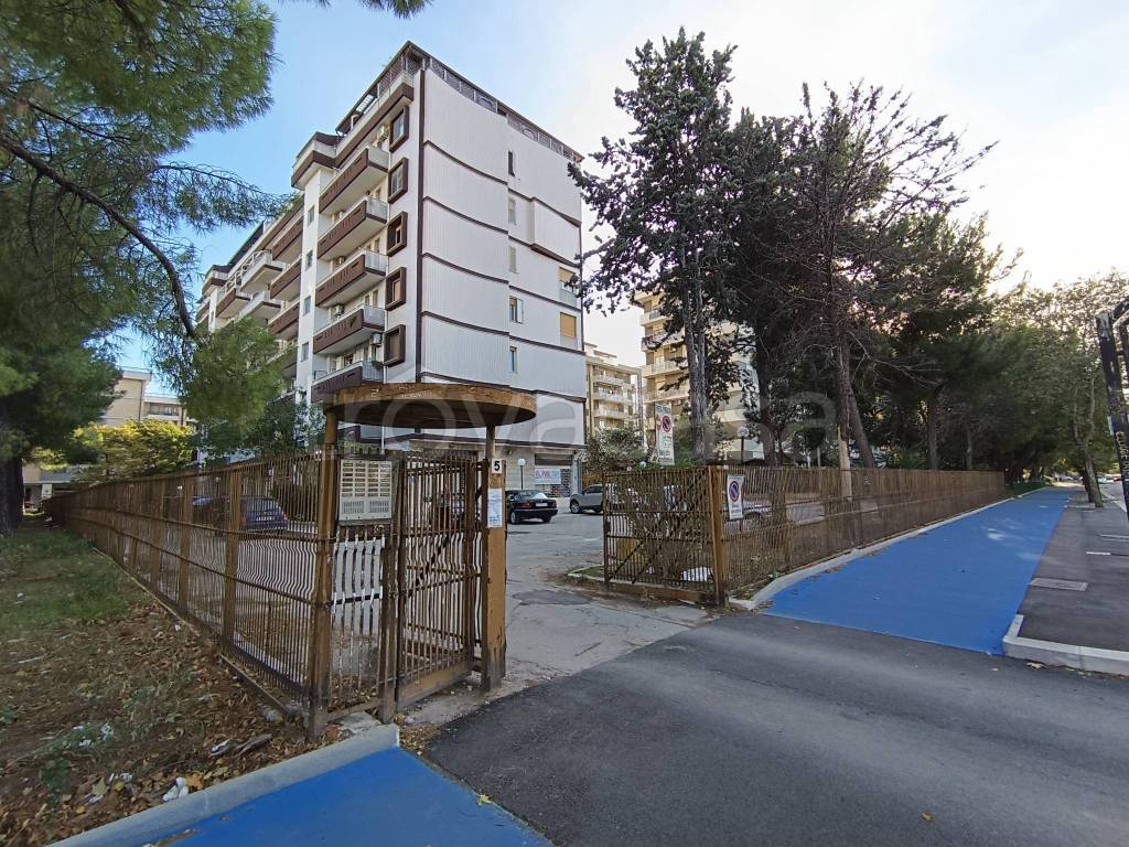 Appartamento in vendita a Foggia viale Luigi Pinto, 5