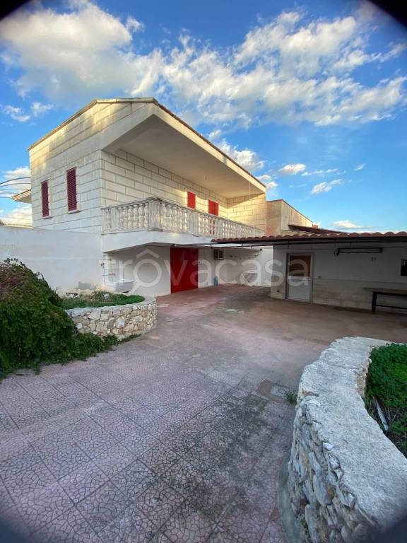 Villa Bifamiliare in in vendita da privato a Pulsano viale Monteparasco