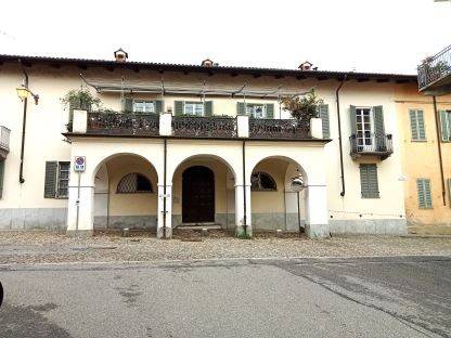 Appartamento in vendita a Biella corso del Piazzo, 33