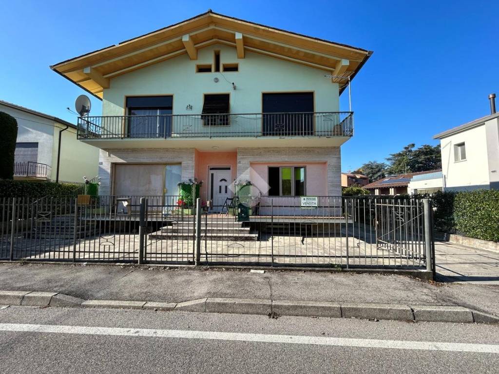 Villa Bifamiliare in vendita a Galliera Veneta