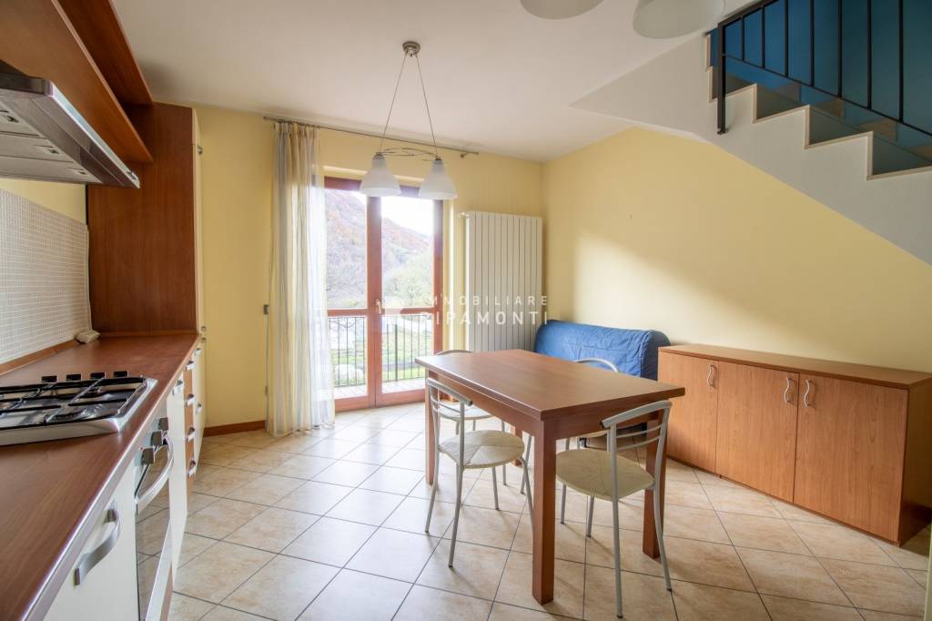 Appartamento in vendita a Introbio via Valleggio