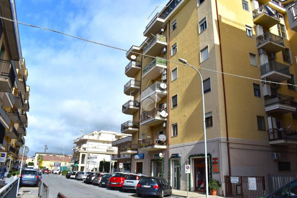 Appartamento in vendita a Paola via Sant'Agata, 62