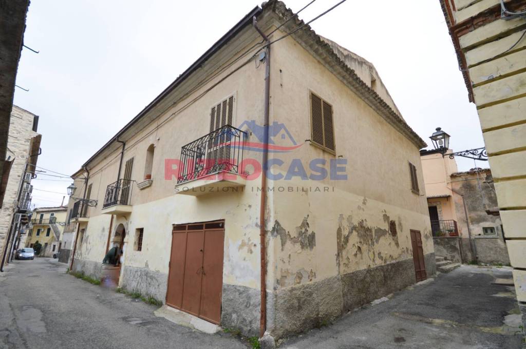 Casa Indipendente in vendita a Corigliano-Rossano via Vittorio Emanuele ii, 199
