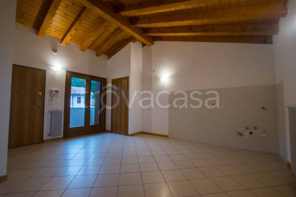 Appartamento in in vendita da privato a Fanna via Mazzaroli, 20