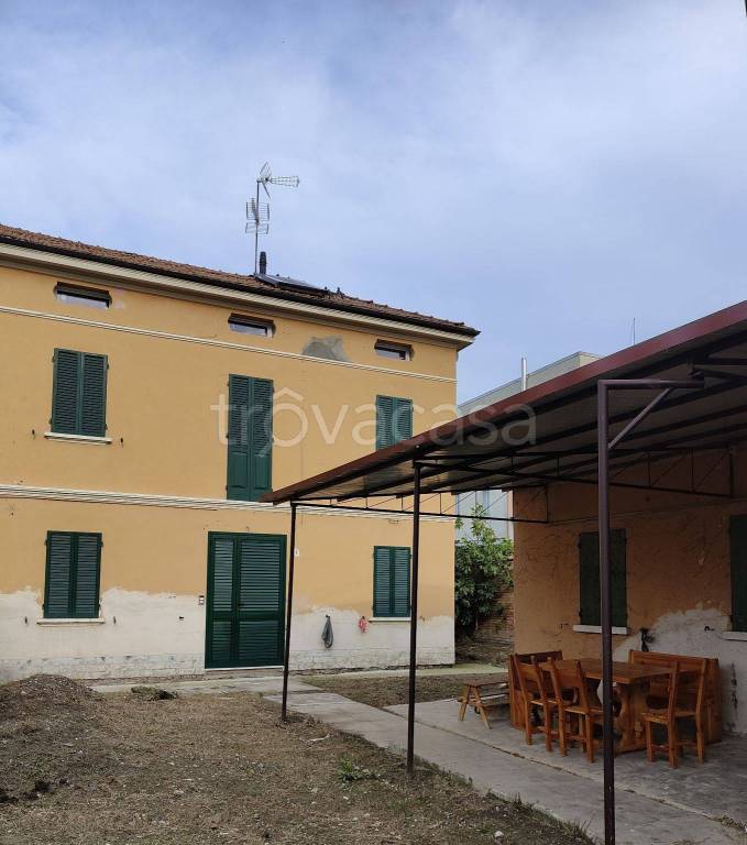 Villa Bifamiliare in in vendita da privato a San Giovanni in Persiceto via Permuta, 1A