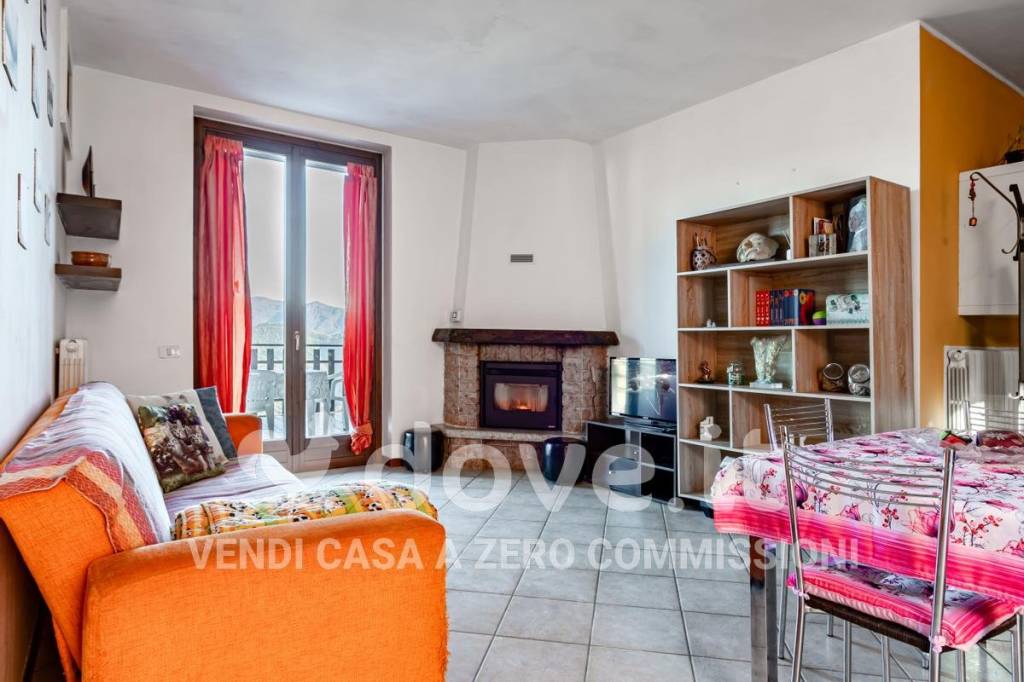 Appartamento in vendita a Roncola via Portola, 35