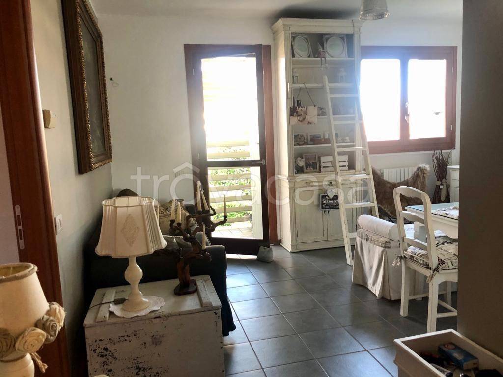 Appartamento in in vendita da privato a Meda via Giorgio Perlasca, 10
