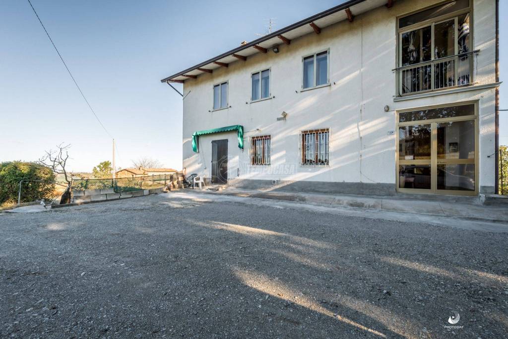 Appartamento in vendita a Savignano sul Panaro via Belvedere 17