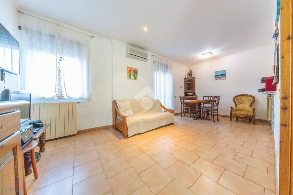 Appartamento in vendita ad Albano Laziale via Via Lucca, 1