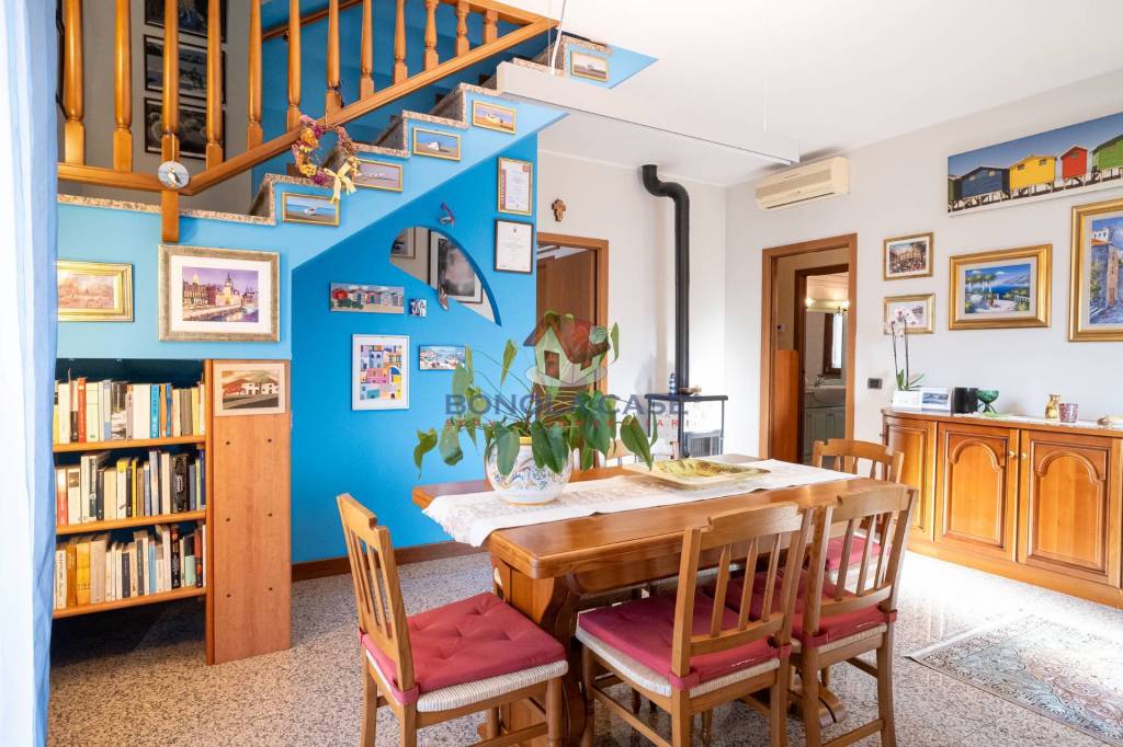 Villa Bifamiliare in vendita a Rho via Giovanni Prati, 9