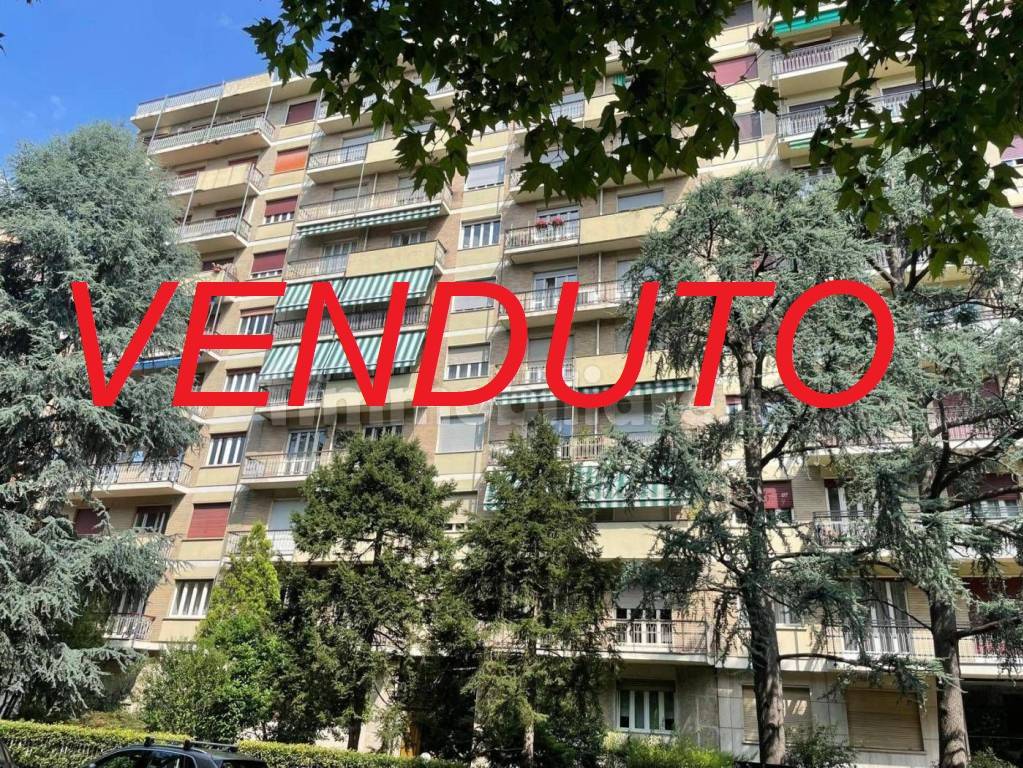 Appartamento in vendita a Torino corso Monte Cucco, 123