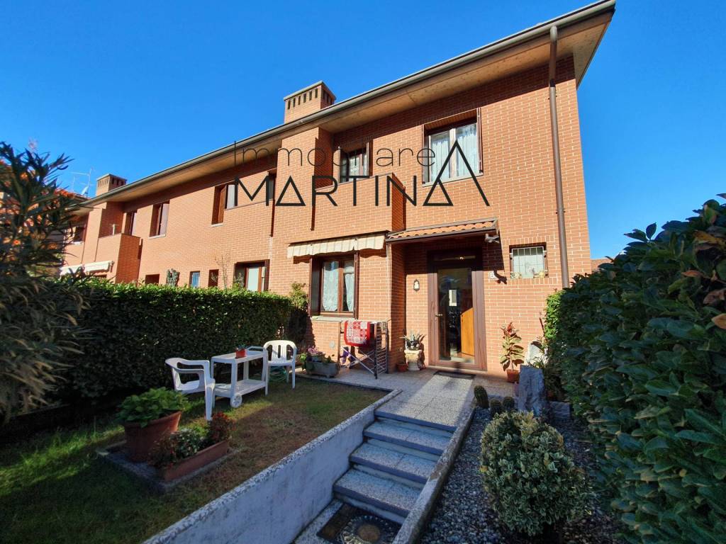 Villa a Schiera in vendita a Pedrengo via Guglielmo Marconi
