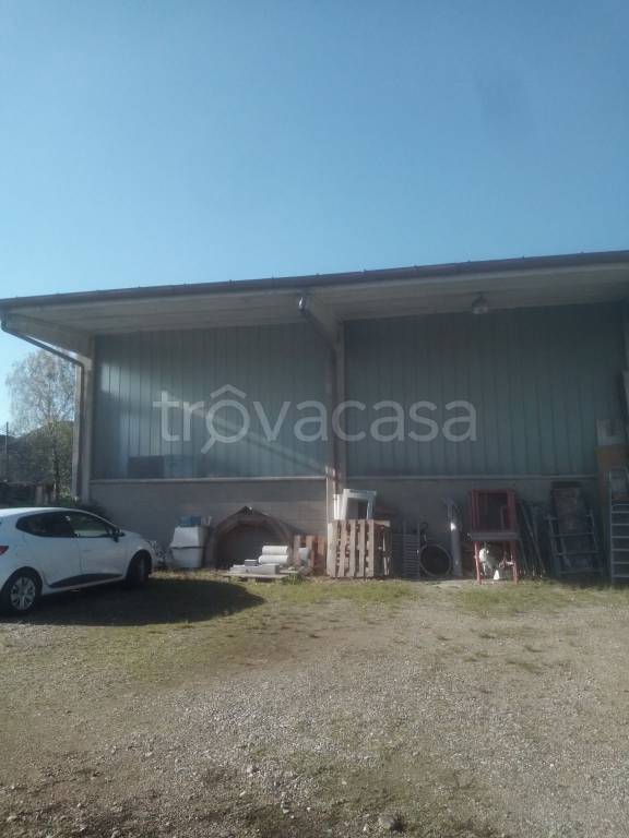 Capannone Industriale in vendita a Castano Primo sp34