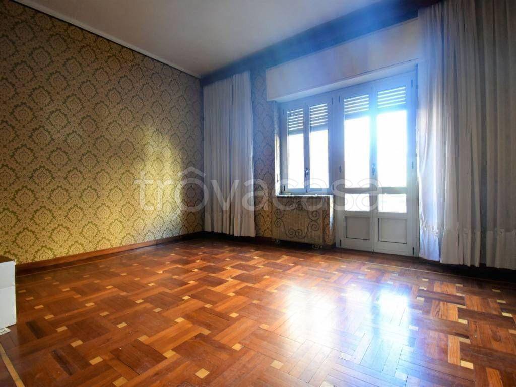 Appartamento in in vendita da privato a Cuneo via Felice Cavallotti, 25