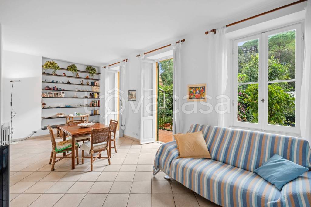 Appartamento in vendita a Santa Margherita Ligure via Maria Maragliano, 61