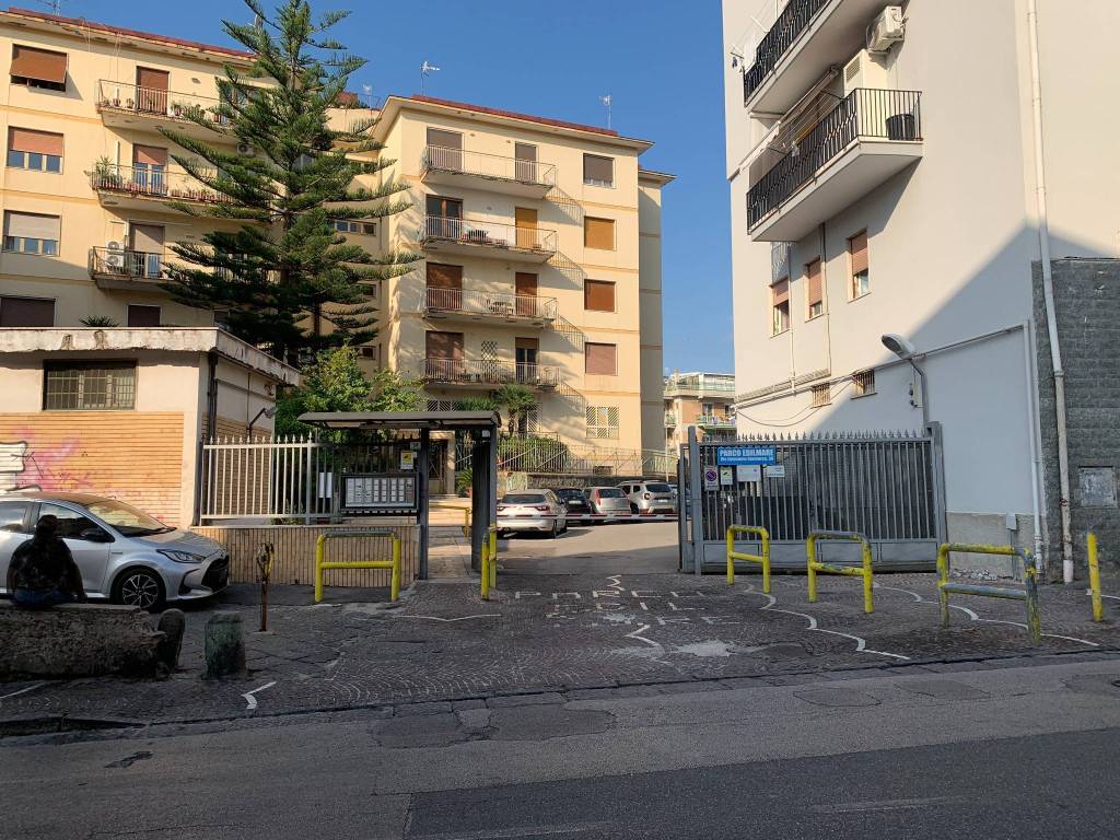 Appartamento in vendita a Portici via Emanuele Gianturco