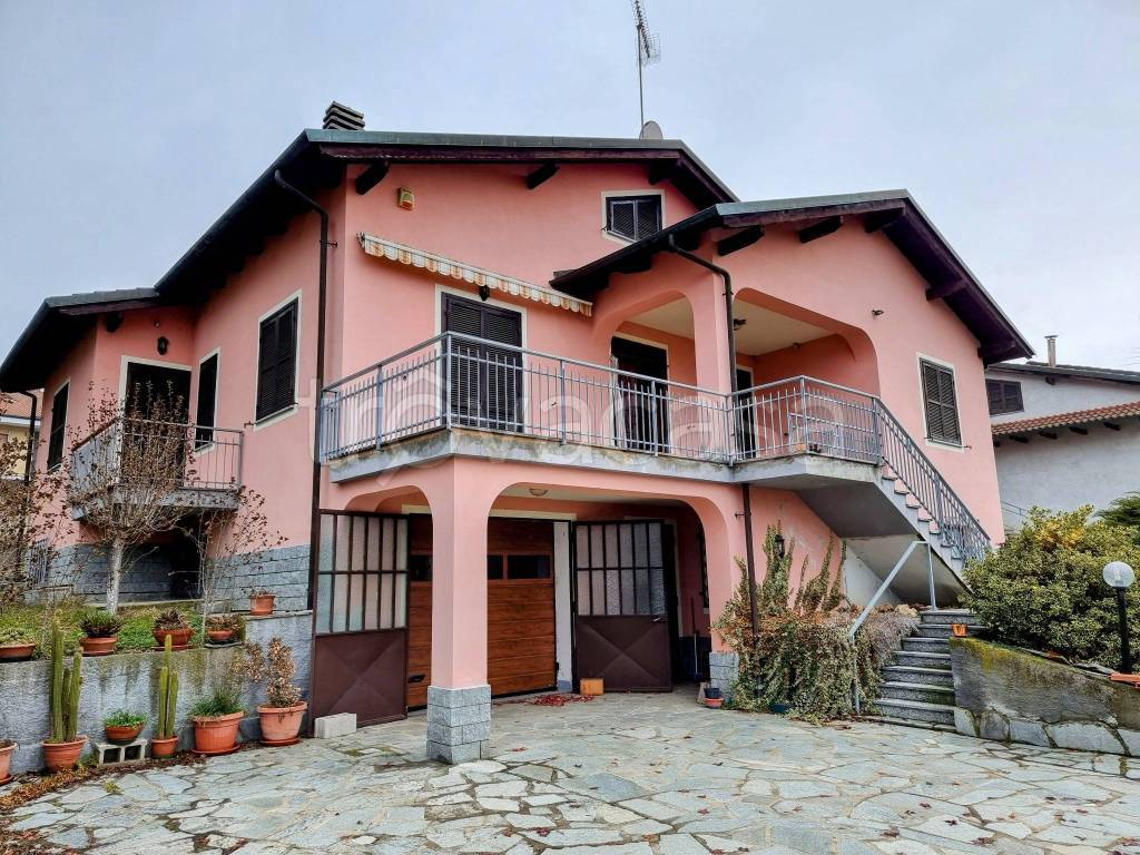 Villa in vendita a Monastero Bormida via Europa, 21