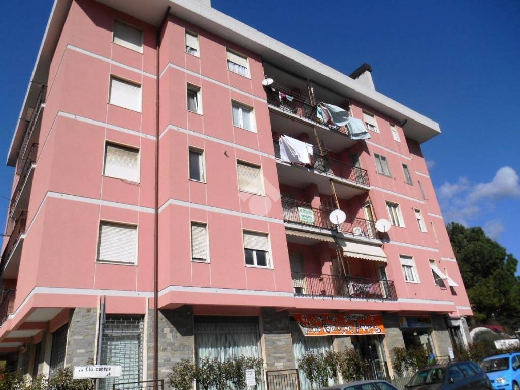 Appartamento in vendita a Serra Riccò via Fratelli Canepa, 20
