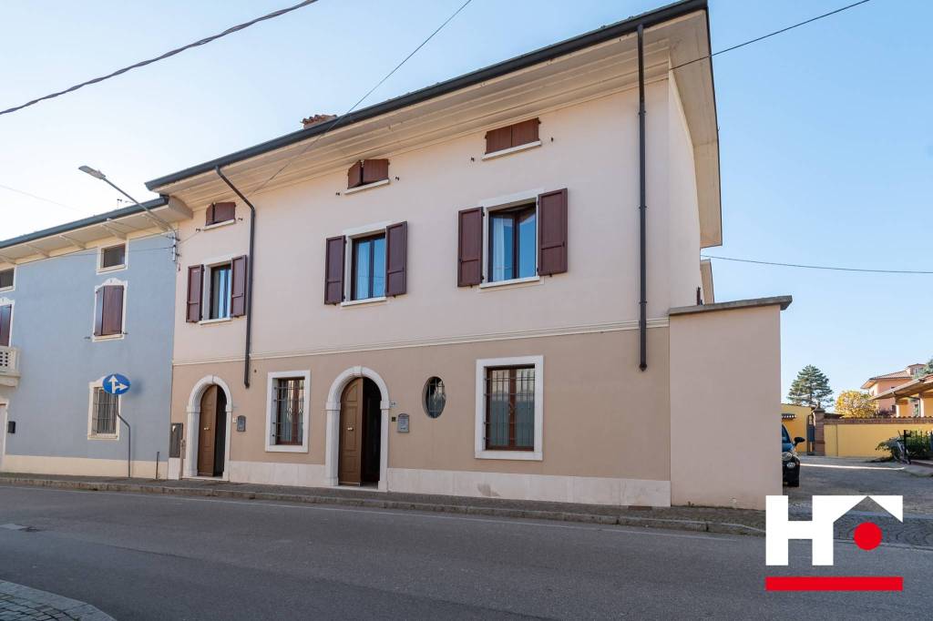 Casa Indipendente in vendita a Verolavecchia via Filippo Corridoni, 28/30