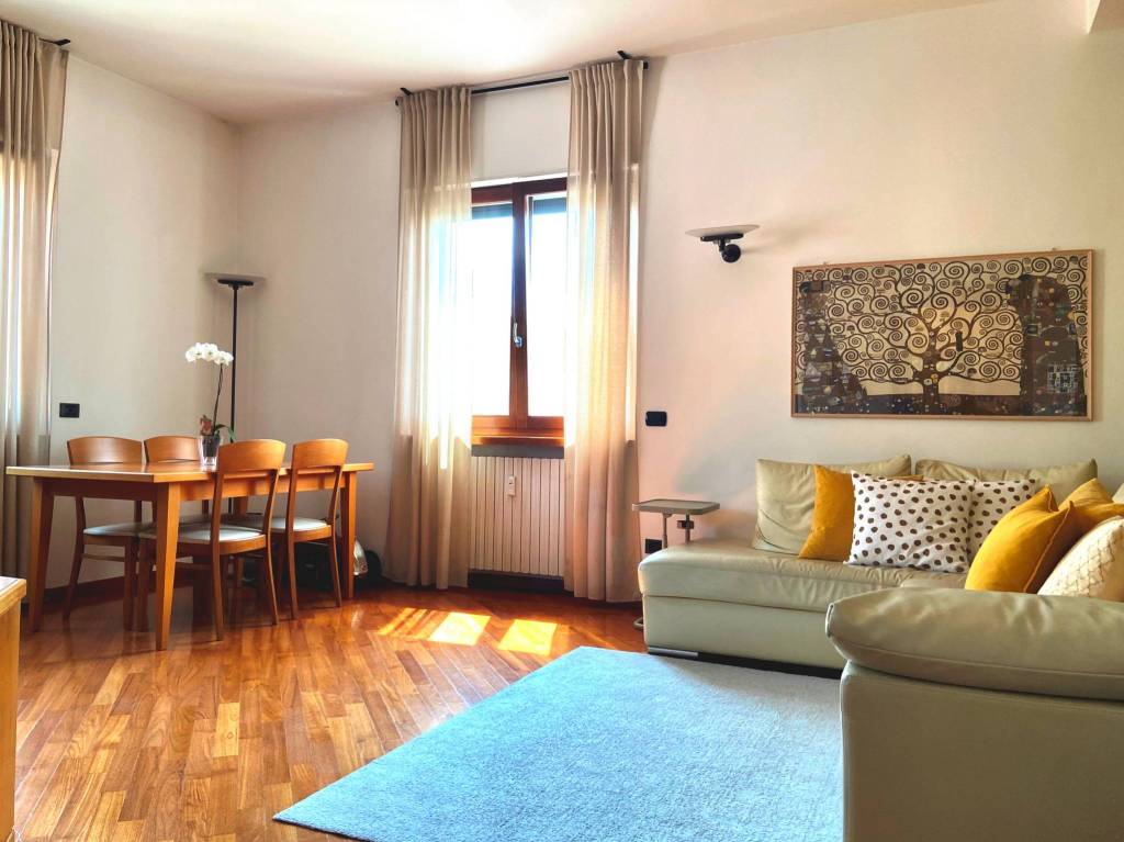 Appartamento in vendita a Monza via Felice Cavallotti, 137