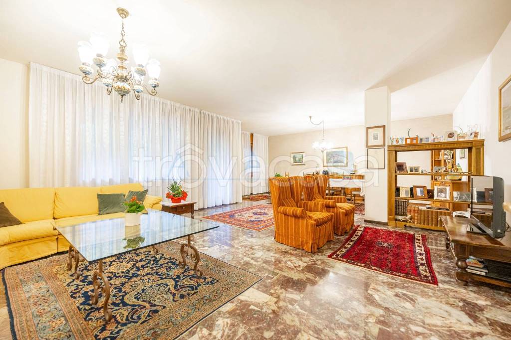 Appartamento in vendita a Conegliano viale Luigi Spellanzon