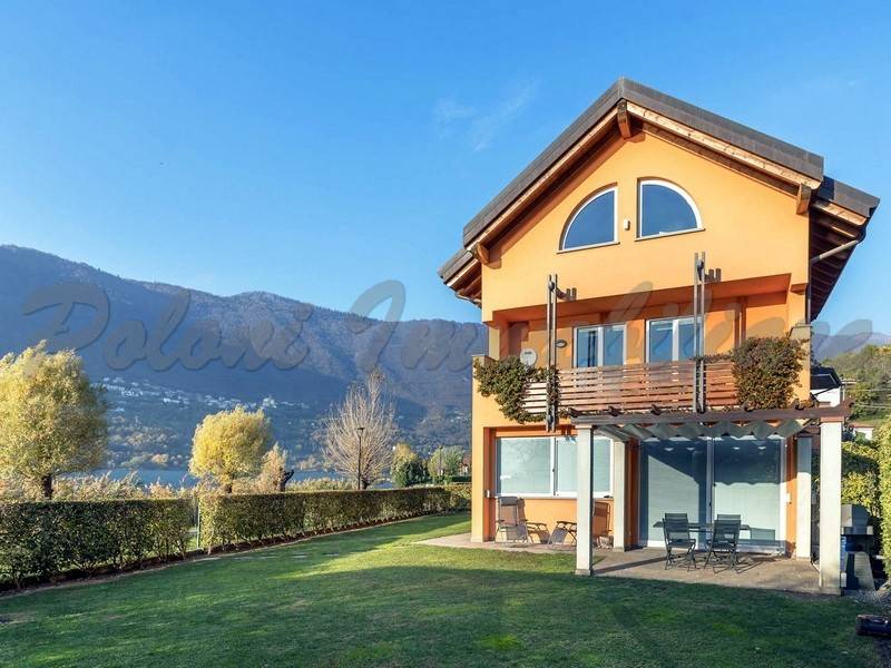 Villa a Schiera in vendita a Endine Gaiano via Trieste