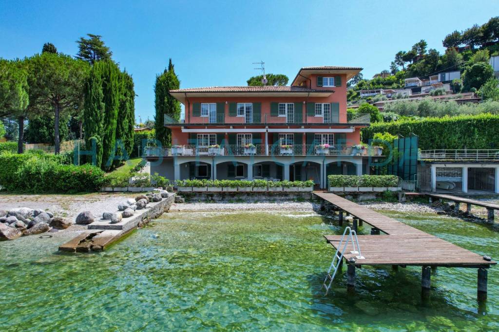 Villa in vendita a San Felice del Benaco via Preone, 18