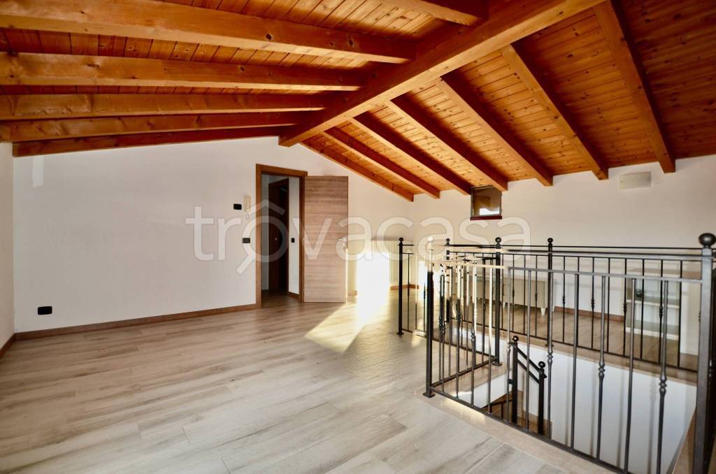 Appartamento in vendita a Trescore Balneario via Colombera
