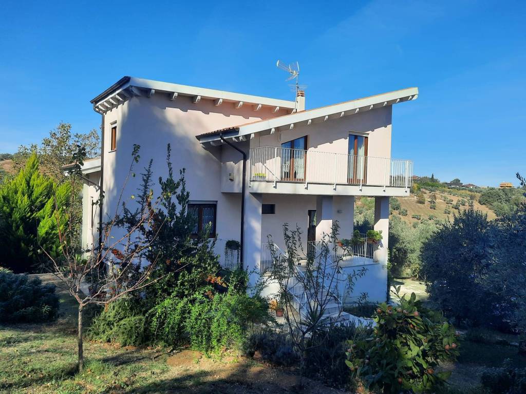 Villa in vendita a Torrevecchia Teatina via Napoli