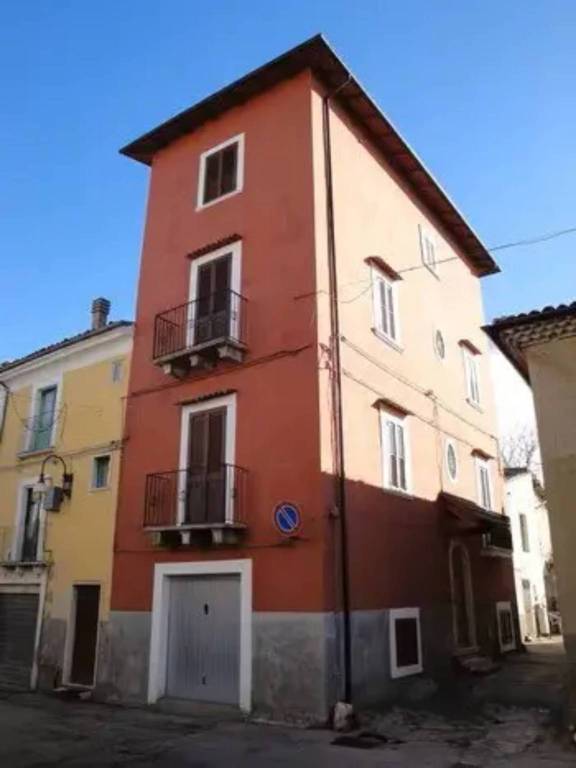 Casa Indipendente in vendita a Corfinio via Italica