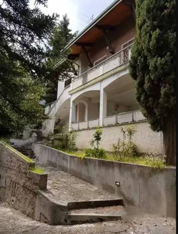 Villa in vendita a Fossombrone viale Italia